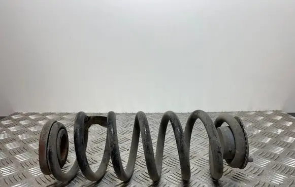 Jeep Cherokee Rear coil spring 68372948AA
