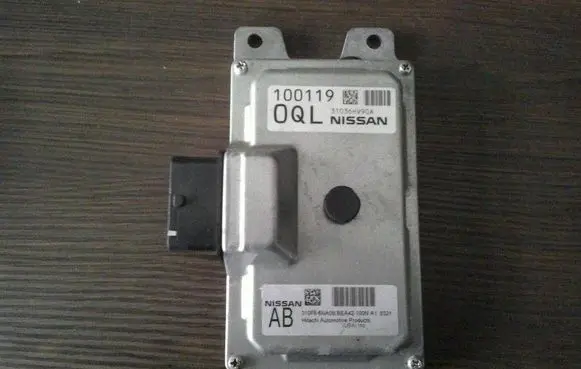 Nissan Qashqai Gearbox control unit/module 100119 31036HV90A