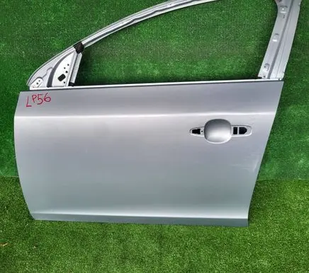 Volvo S60 Front door 31352777