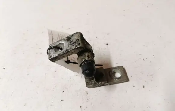 Skoda Superb B5 (3U) Front door upper hinge