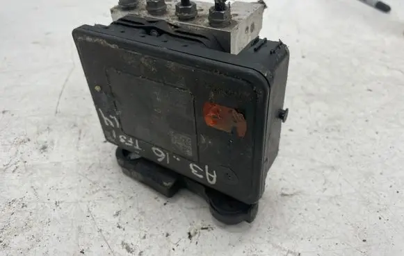 Audi A3 S3 8V ABS Pump 3Q0614517AA 3Q0907379AA