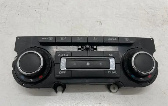 Skoda Octavia Mk3 (5E) Climate control unit 3T0907044BR