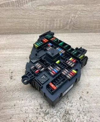 BMW 7 F01 F02 F03 F04 Fuse module 9151322 1670498