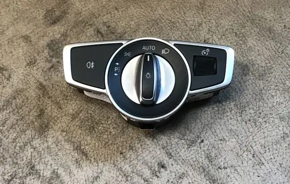 Mercedes-Benz C W205 Light switch A2059051810