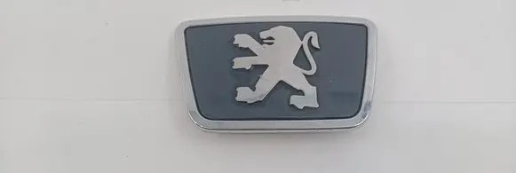 Peugeot 406 Manufacturer badge logo/emblem 