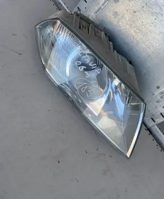 Skoda Octavia Mk2 (1Z) Headlight/headlamp