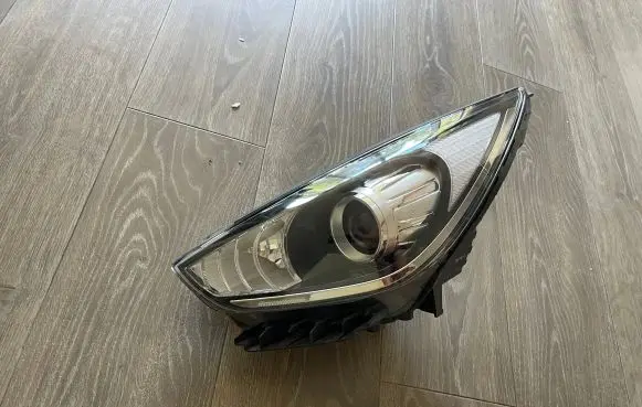 KIA Niro Headlight/headlamp Q02L