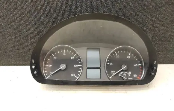 Mercedes-Benz Sprinter W906 Speedometer (instrument cluster) A9069004203 A9069027101 A9069013501