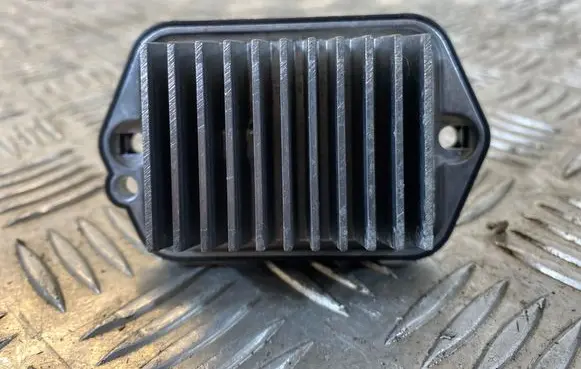 Mazda 6 Heater blower motor/fan resistor PM010010B