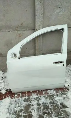 Dacia Duster Front door 45591223