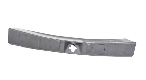 Trunk/boot sill cover protection