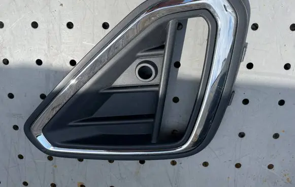 Volkswagen T-Cross Front bumper lower grill 2GM807796A 2410209