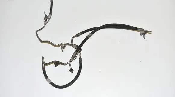 Power steering hose/pipe/line