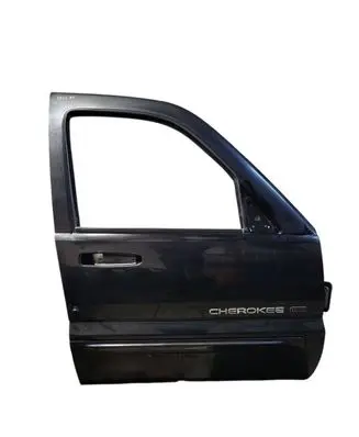 Jeep Cherokee III KJ Front door 