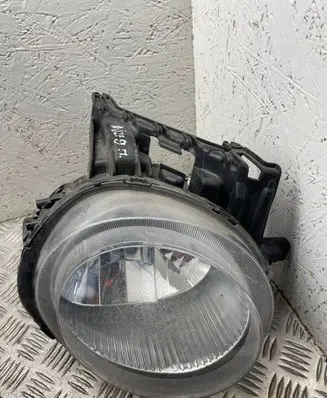 Nissan Juke I F15 Headlight/headlamp