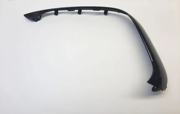 Front bumper splitter molding