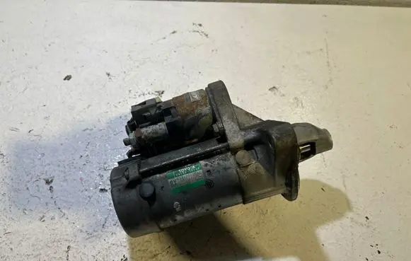 Toyota RAV 4 (XA40) Starter motor 4380001051 2810037101