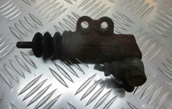 Hyundai i30 Clutch slave cylinder 