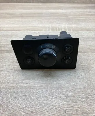 Light switch