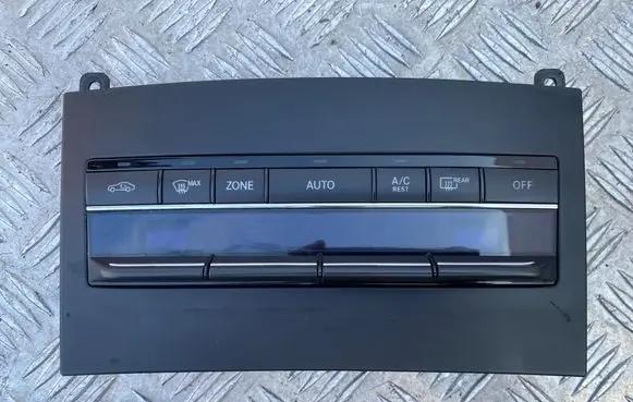 Mercedes-Benz E W212 Climate control unit A2129009409 A2128301285 5HB00935549