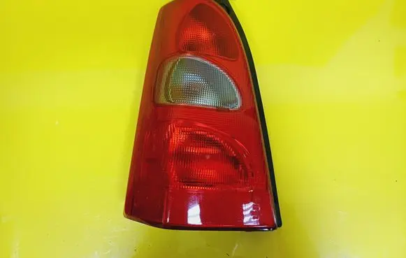 Suzuki Wagon R+ Rear/tail lights
