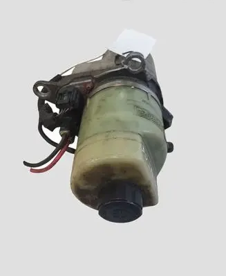 Ford Focus Power steering pump 4M513K514BD
