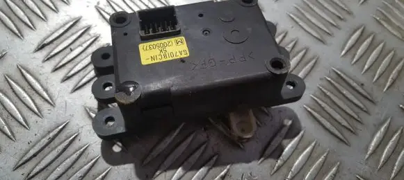 Mazda 323 Air flap motor/actuator ga701bcin5k ga701bcin-5k
