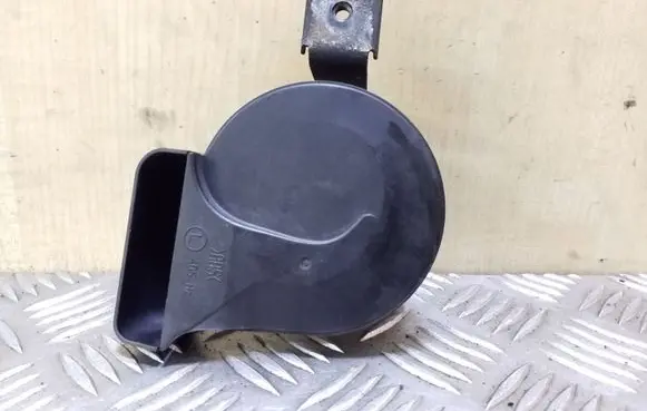 Volvo V70 Horn signal 9178848
