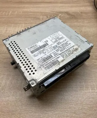 Volvo V70 Radio/CD/DVD/GPS head unit 31285459AA 31285529AA