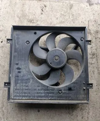 Volkswagen Fox Electric radiator cooling fan