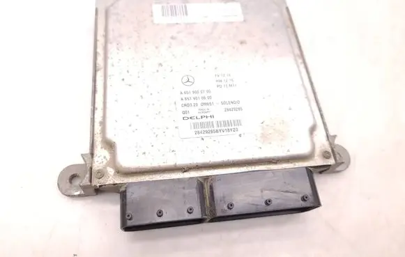 Mercedes-Benz Sprinter W906 Engine control unit/module A6519000700 A6519010600 6519000700