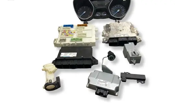 Ford Focus Engine ECU kit and lock set SID807EV0 BV6112A650NN S180133036