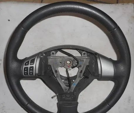 Suzuki Swift I Steering wheel 