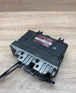 Audi 80 90 B3 Engine control unit/module ECU 8A0907311B 0261200735 USED