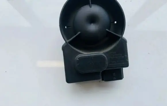 Renault Laguna III Alarm system siren 4b7877r2a 00290189619
