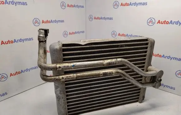 BMW X5M E70 Engine oil radiator 17217589518