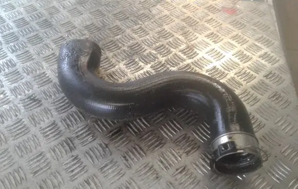 Renault Master III Intercooler hose/pipe