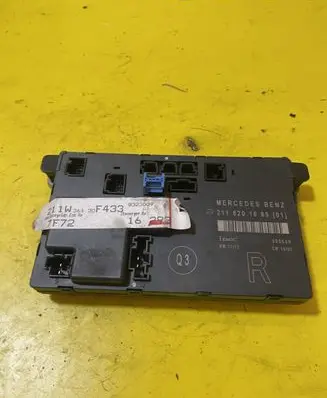 Mercedes-Benz E W211 Door control unit/module 2118201685