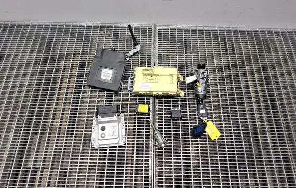 Hyundai ix20 Engine ECU kit and lock set 391992B040 8724250528