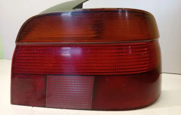 BMW 5 E39 Rear/tail lights 8358032