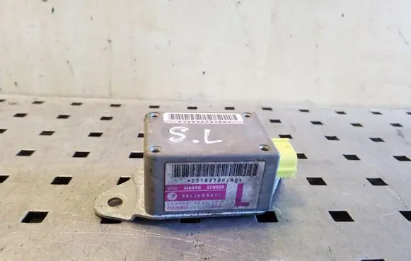 Subaru Forester SG Airbag deployment crash/impact sensor 98235SA010