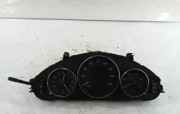 Speedometer (instrument cluster)
