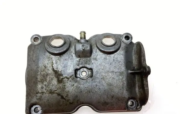 Subaru Forester SF Rocker cam cover 