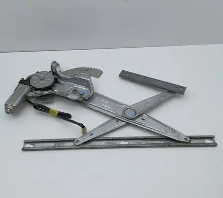 Rover 200 XV Front door window regulator with motor 