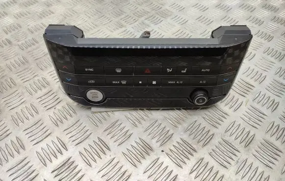 Jaguar XE Climate control unit GX6318C858RE