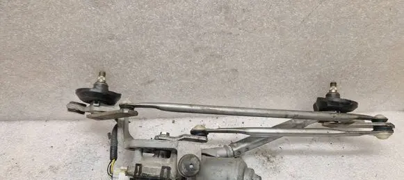 Toyota Urban Cruiser (XP110) Front wiper linkage and motor 8511052550 1593002690