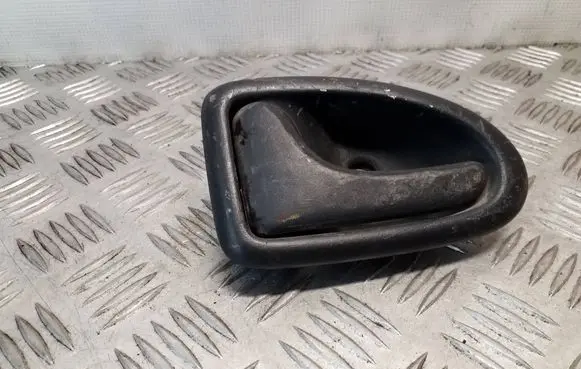 Renault Trafic III (X82) Rear door interior handle 7700423887