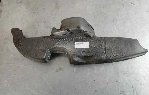 Maserati Quattroporte Fender foam support/seal 67064000