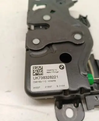 BMW 1 F40 Loading door lock 16367210