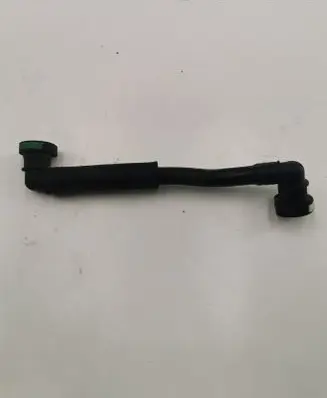 Coolant pipe/hose